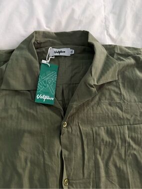 Men’s Olive Green Casual Button-Up Shirt
